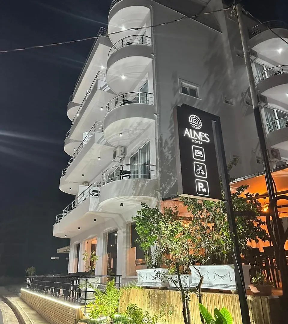 Alnes Hotel Sarandë