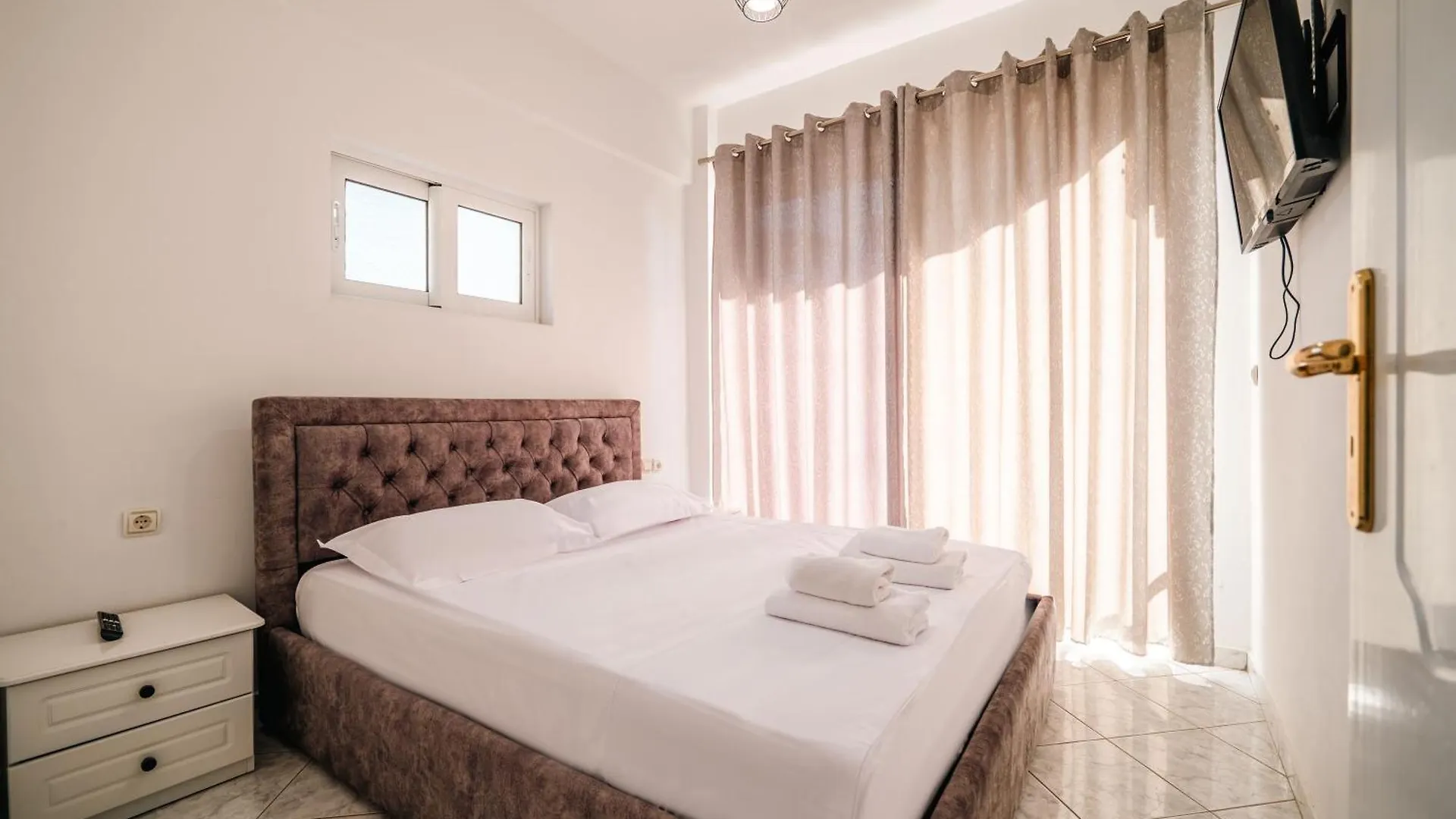 Alnes Hotel Sarandë Albanien